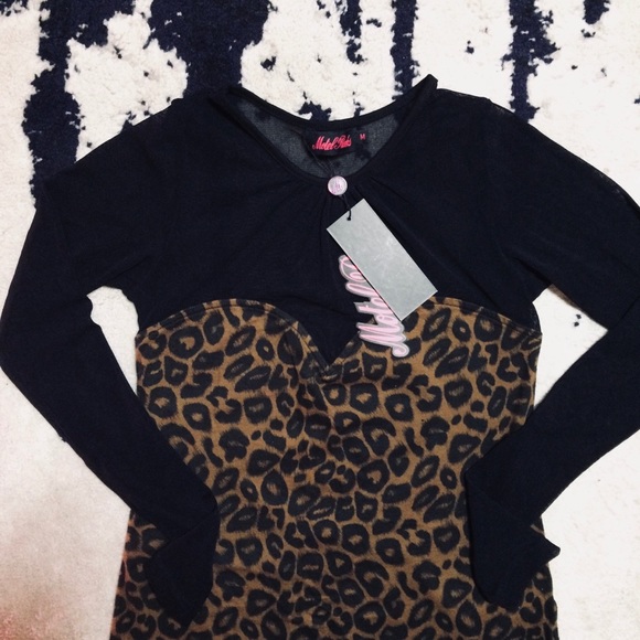  NWT Leopard Dress W/ Black Sheer Long Sleeves - Picture 2 of 3